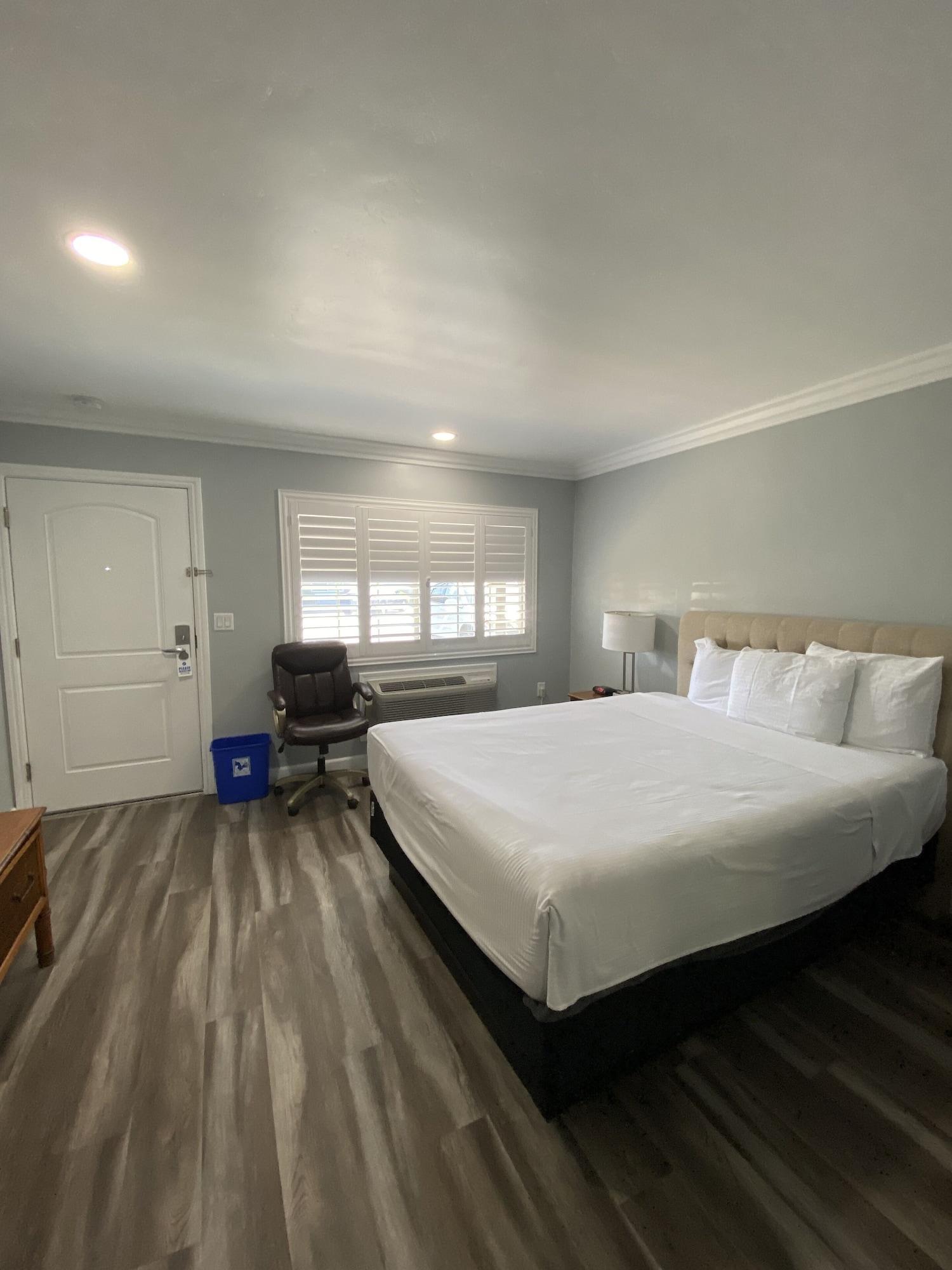 Lone Oak 2* Monterrey